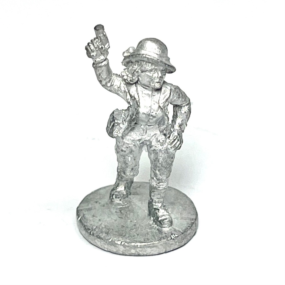 Grenadier Call of Cthulhu 6501h Female Adventurer Pistol Metal Miniature 1983
